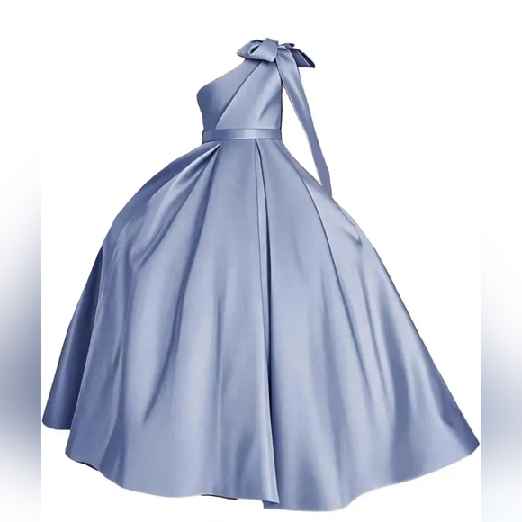 Other - Girls Cinderella Blue One-Shoulder Formal Gown